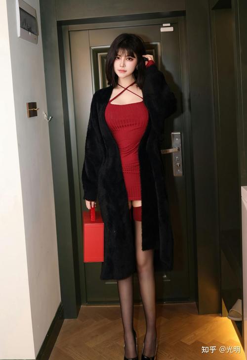 小屁股眼开菊h的相关介绍