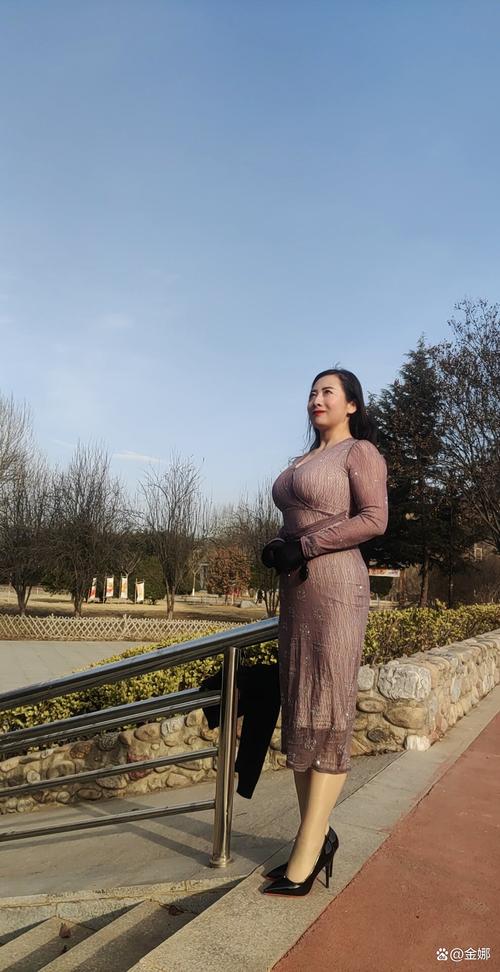 很很鲁在线视频播放影院的相关介绍