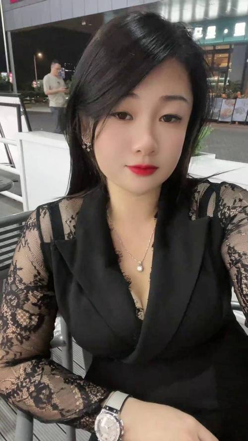 浮力电影院的相关介绍