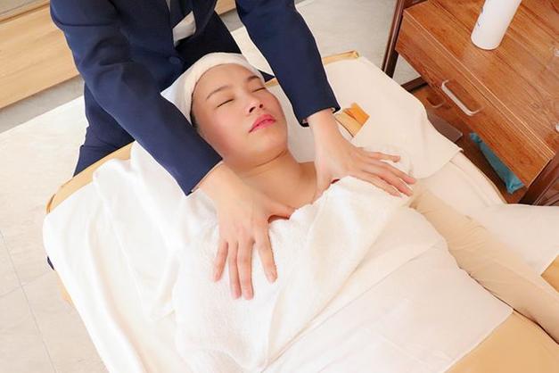 亚洲欧美久久一区二区的相关介绍