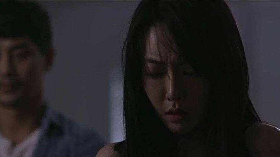 一边看一边摸一边操的相关介绍
