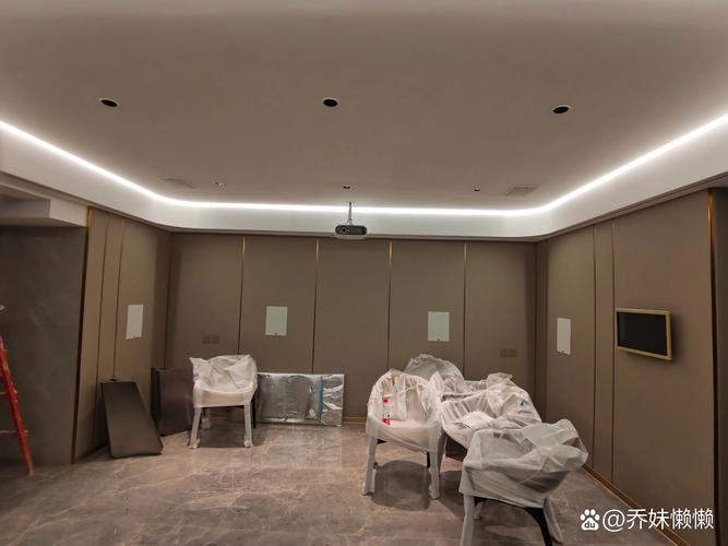 街头搭讪素人中出av的相关介绍
