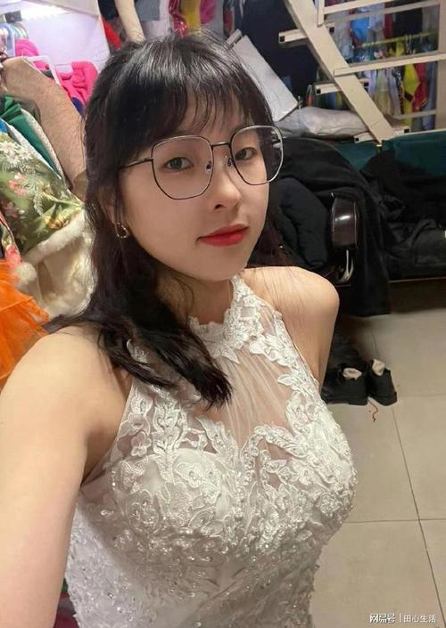 人妻熟女在线免费看的相关介绍