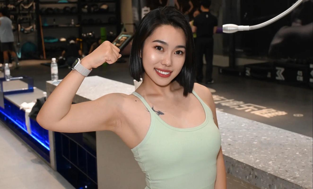 美女黄18以下禁止观看叫床的相关介绍