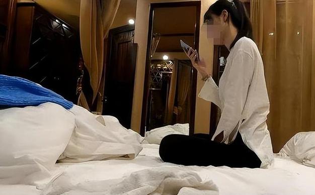 日韩欧美自拍偷拍一区二区的相关介绍