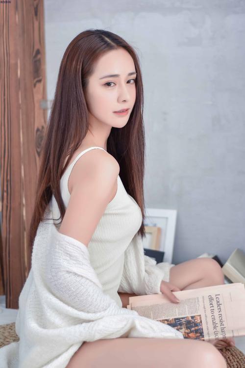 亚洲精品少妇人妻的相关介绍