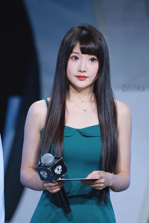 官场少妇人妻互换的相关介绍