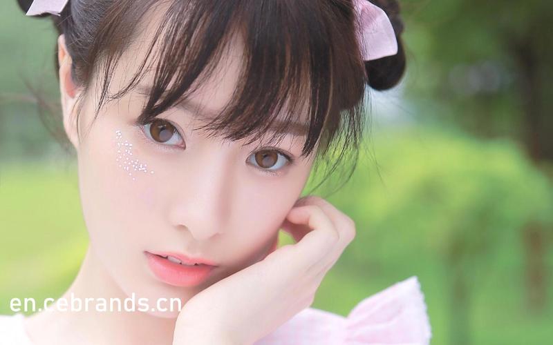 av黑丝久久的相关介绍