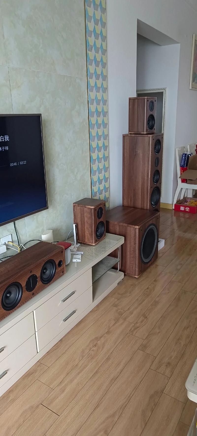 扒开美女狂揉中国的相关介绍