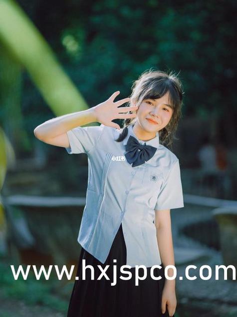 精品二区偷拍少妇在线的相关介绍