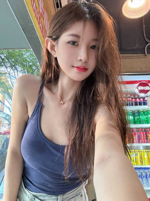 gogo人体艺术美女大尺度摄影的相关介绍