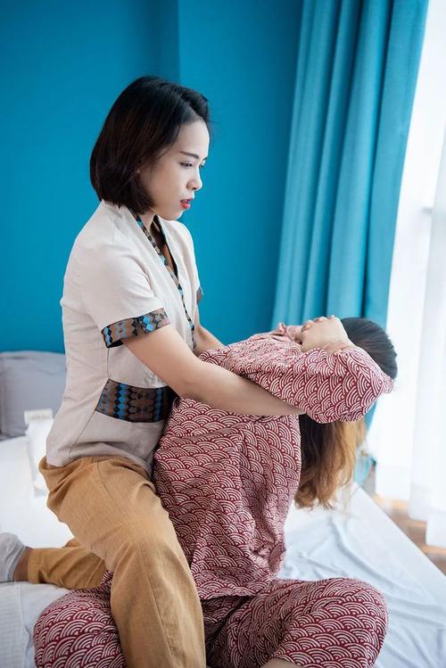 亚洲男人的天堂在线99的相关介绍