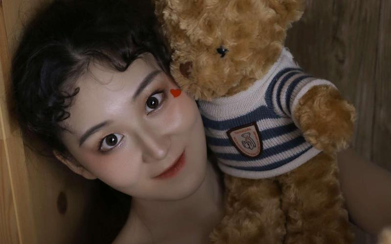欧美久久v大b的相关介绍