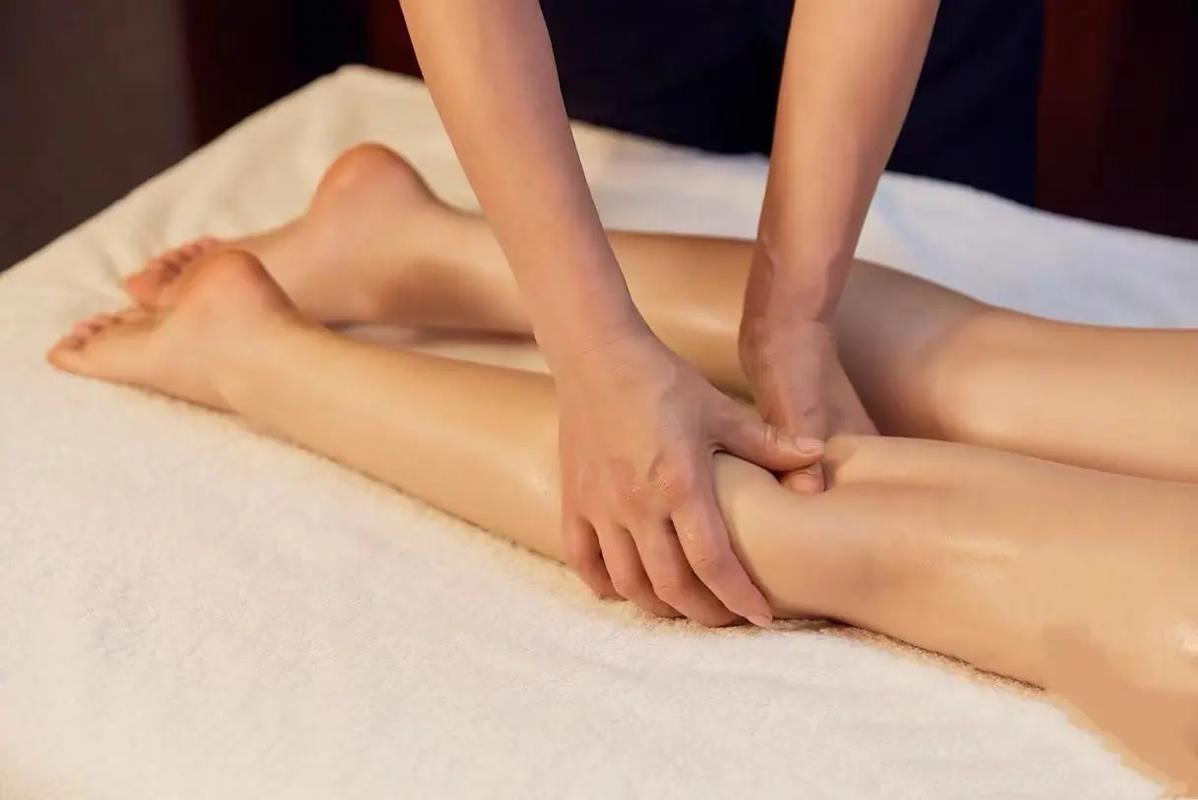 美女福利影视蜜桃av的相关介绍