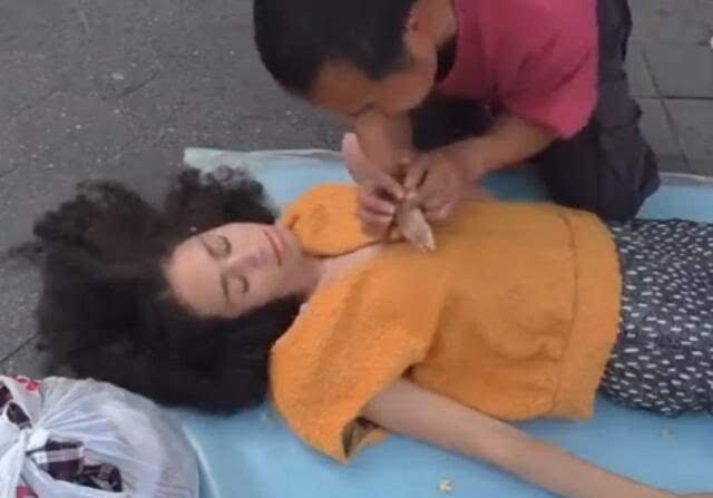 欧美久久久久久久一区二区三区的相关介绍