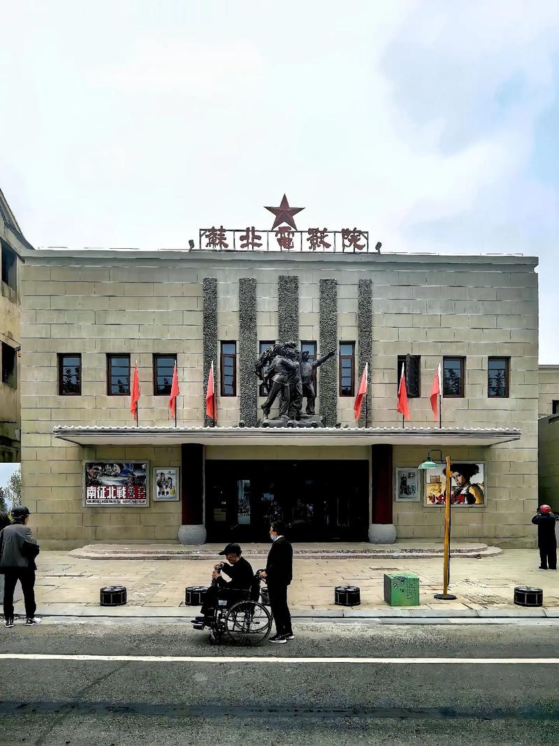 邻居的性事的相关介绍