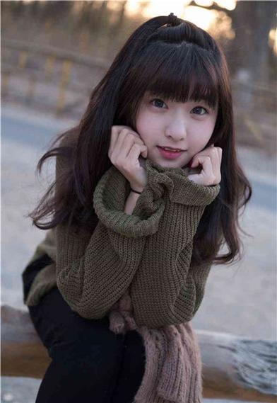 和美女老师啪啪啪的相关介绍
